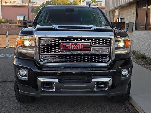 2019 GMC Sierra 2500 Denali