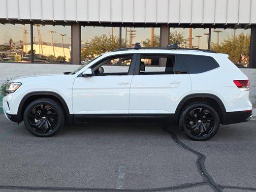 2022 Volkswagen Atlas 3.6L SE w/Technology