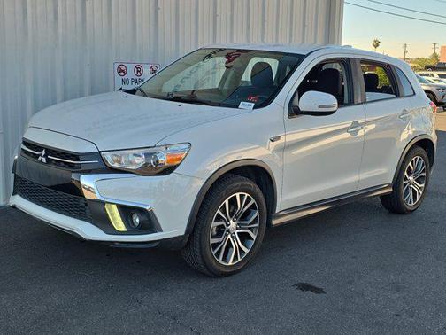 2019 Mitsubishi Outlander Sport SE