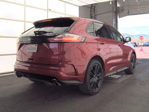 2020 Ford Edge ST