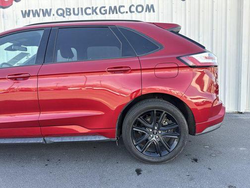 2020 Ford Edge ST
