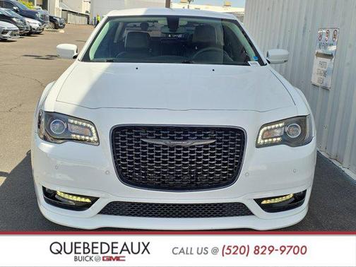 Bright White Clearcoat 2023 Chrysler 300 Touring
