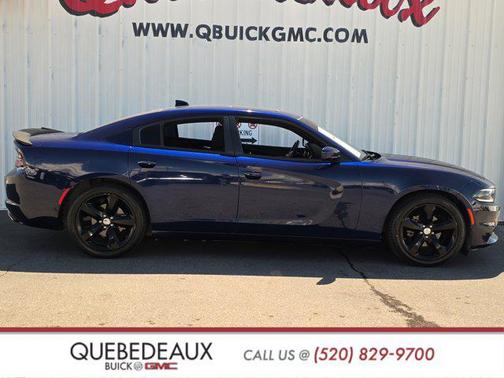 2015 Dodge Charger SXT