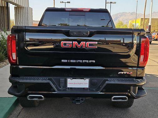 2022 GMC Sierra 1500 AT4