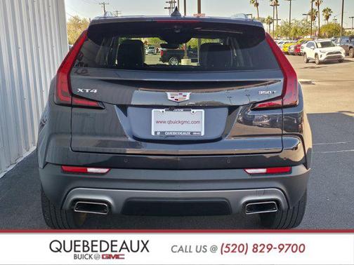 2022 Cadillac XT4 Premium Luxury
