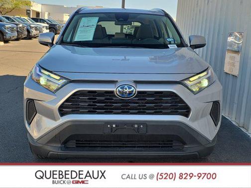 2022 Toyota RAV4 Hybrid XLE