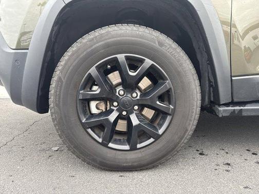 2016 Jeep Cherokee Trailhawk