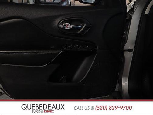 2020 Jeep Cherokee Altitude