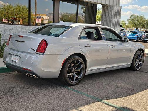 2021 Chrysler 300 S