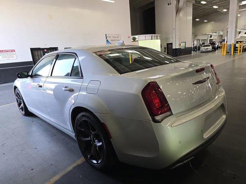 2021 Chrysler 300 S