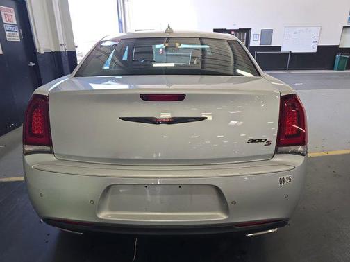 2021 Chrysler 300 S