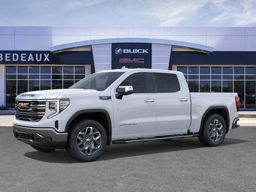 Glacier White Tricoat 2026 GMC Sierra 1500 SLT
