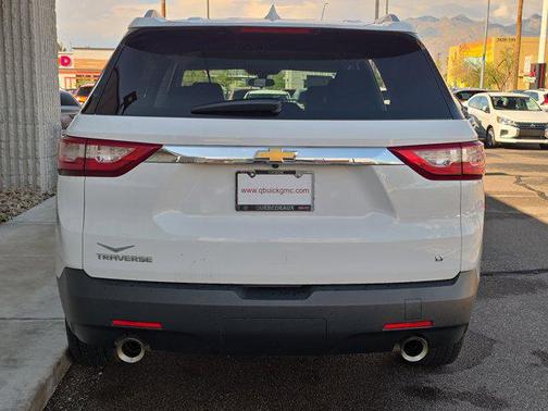 2018 Chevrolet Traverse LT Cloth