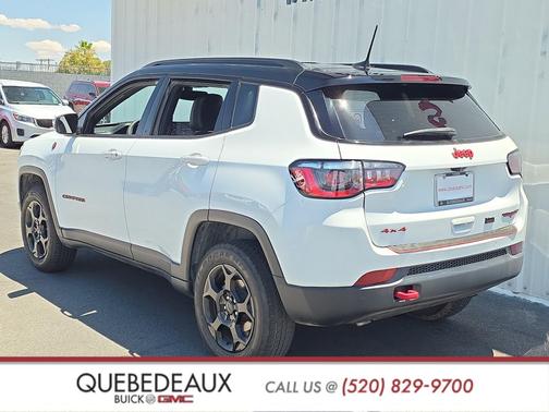 Bright White Clearcoat 2023 Jeep Compass Trailhawk