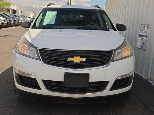2017 Chevrolet Traverse LS
