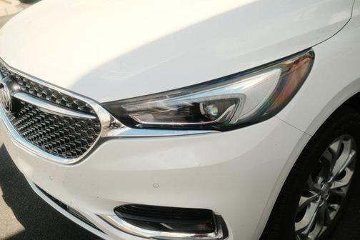 Photo 5 of 37 of 2020 Buick Enclave Avenir