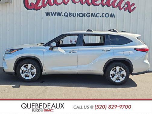 Celestial Silver Metallic 2023 Toyota Highlander LE