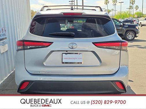 Celestial Silver Metallic 2023 Toyota Highlander LE