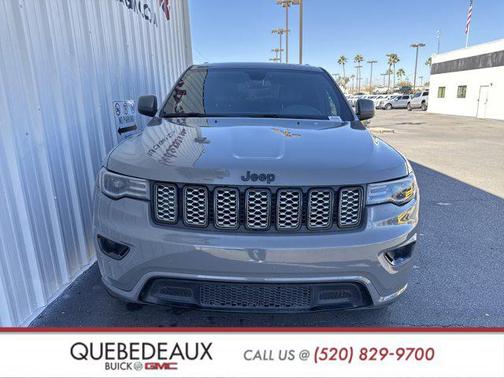 2022 Jeep Grand Cherokee Laredo