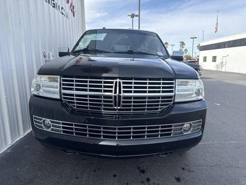 2014 Lincoln Navigator Base