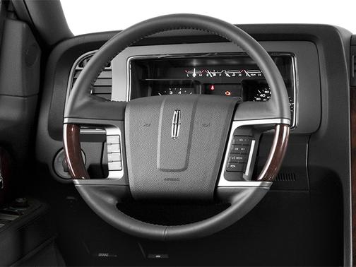 2014 Lincoln Navigator Base