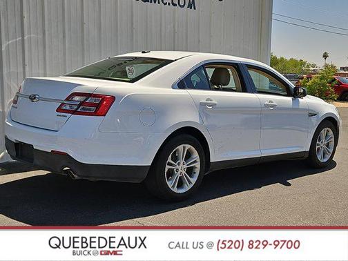 2016 Ford Taurus SE