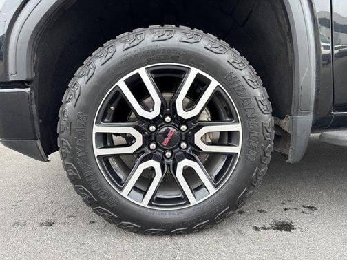 2022 GMC Sierra 1500 AT4