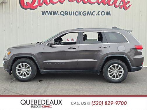 Granite Crystal Metallic Clearcoat 2021 Jeep Grand Cherokee Laredo