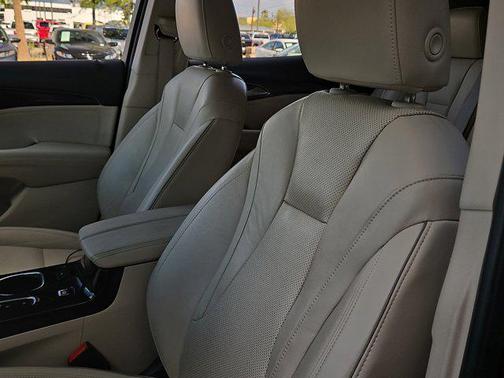 2021 Buick Envision AWD Essence