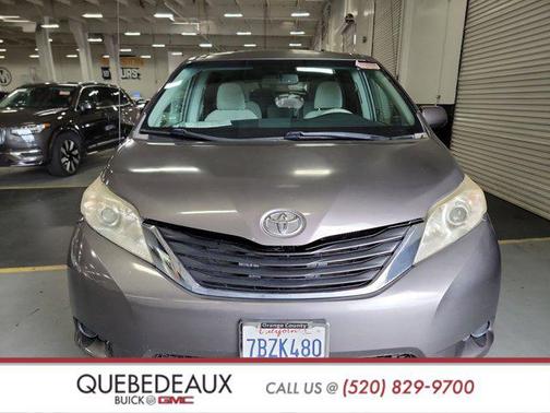 2014 Toyota Sienna LE