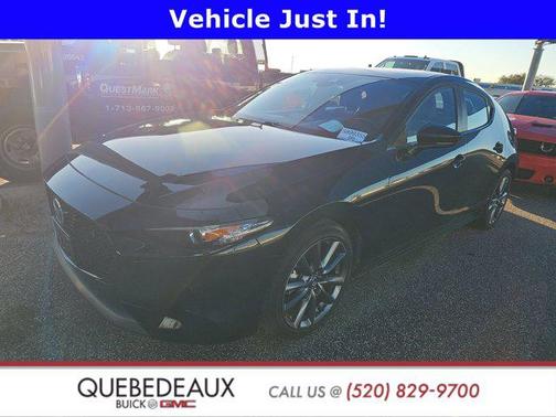 2023 Mazda Mazda3 FWD w/Preferred Package