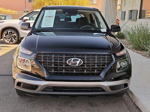 2020 Hyundai VENUE SE