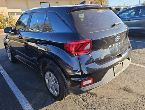 2020 Hyundai VENUE SE