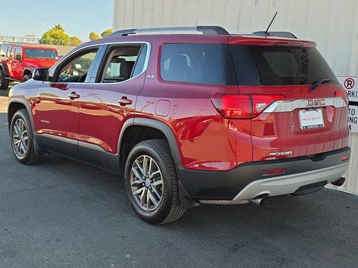 2019 GMC Acadia SLE-2