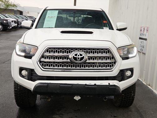 2017 Toyota Tacoma TRD Sport