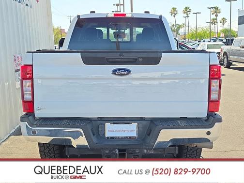 Oxford White 2020 Ford F-250 Lariat