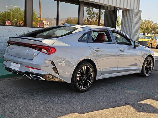 2024 Kia K5 GT-Line