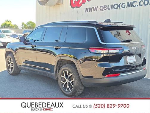 Diamond Black Crystal Pearlcoat 2023 Jeep Grand Cherokee L Limited