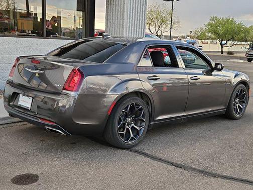 2020 Chrysler 300 Touring