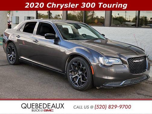 2020 Chrysler 300 Touring