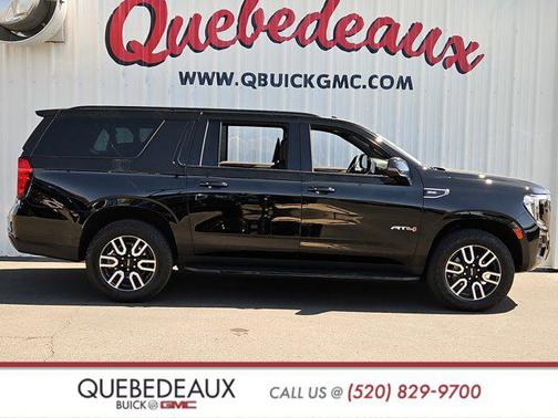 2023 GMC Yukon XL 4WD AT4