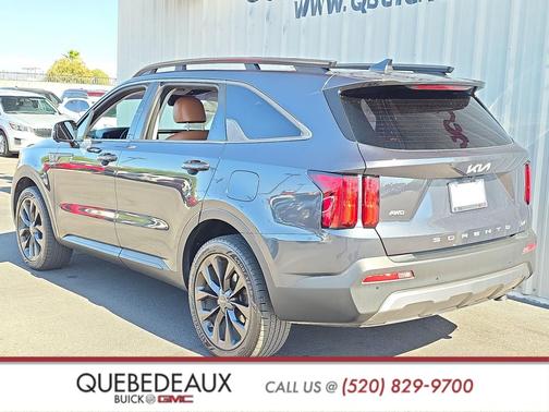 Gravity Grey 2022 Kia Sorento SX