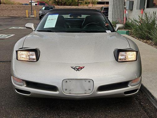 2000 Chevrolet Corvette Base