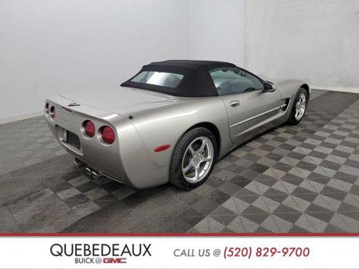 2000 Chevrolet Corvette Base