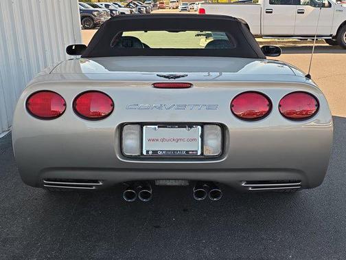 2000 Chevrolet Corvette Base