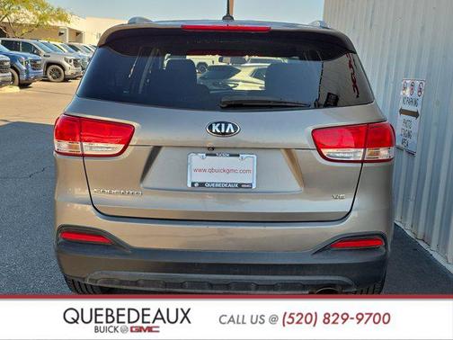 2017 Kia Sorento LX