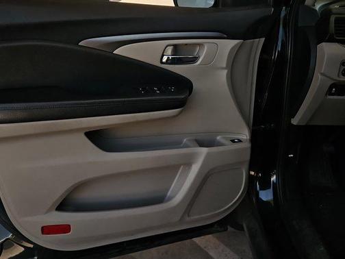 2017 Honda Pilot EX