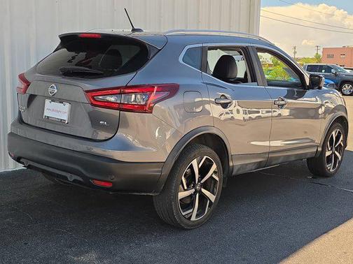 2020 Nissan Rogue Sport SL