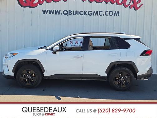Super White 2021 Toyota RAV4 XLE