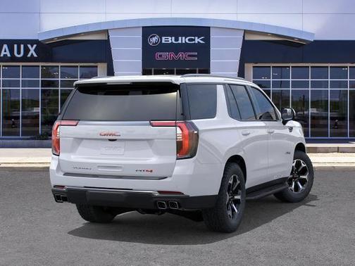 2025 GMC Yukon 4WD AT4